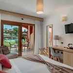 Ξενοδοχείο Mariposas 3*