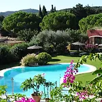 Ξενοδοχείο Mariposas 3*