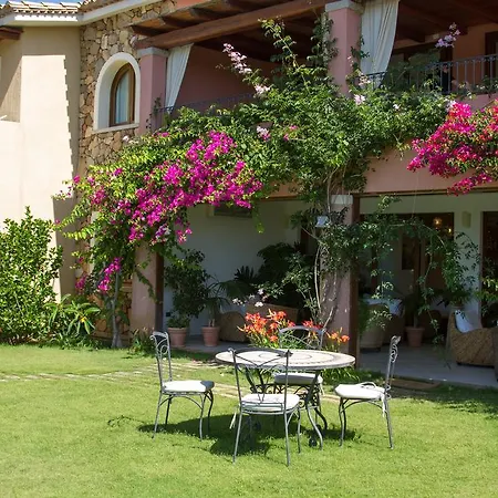 Mariposas Hotel 3*