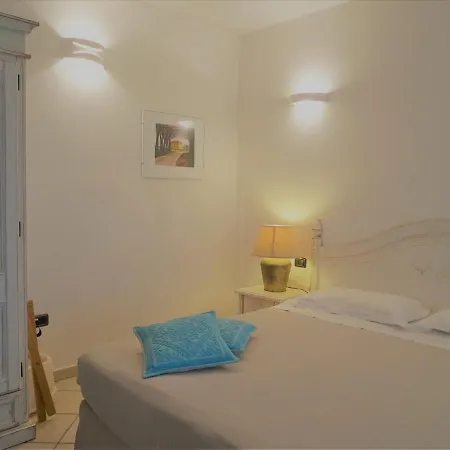 Mariposas Hotel 3*